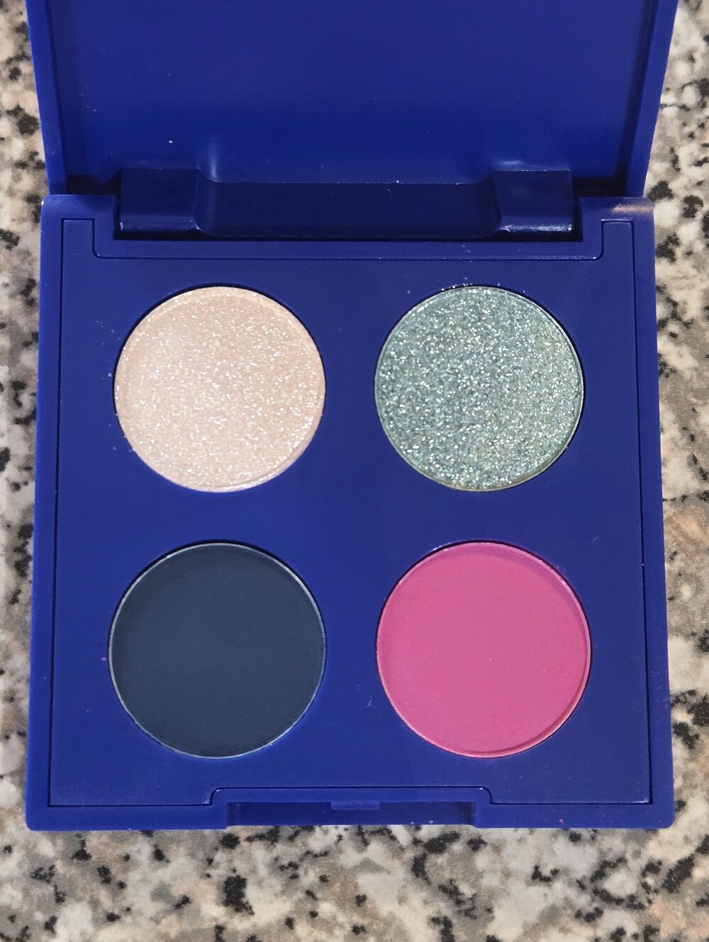 Shimmer & Matte Quad Eyeshadow Palette - Pink, Green, Cream, Navy